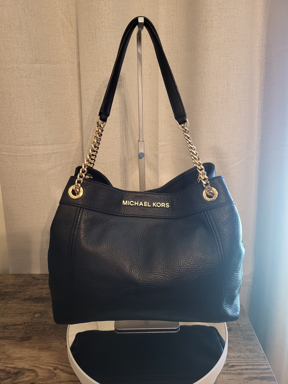 Michael Kors Large Black Pebbled Leather Chain-Handle Tote - Picture 2 of 8